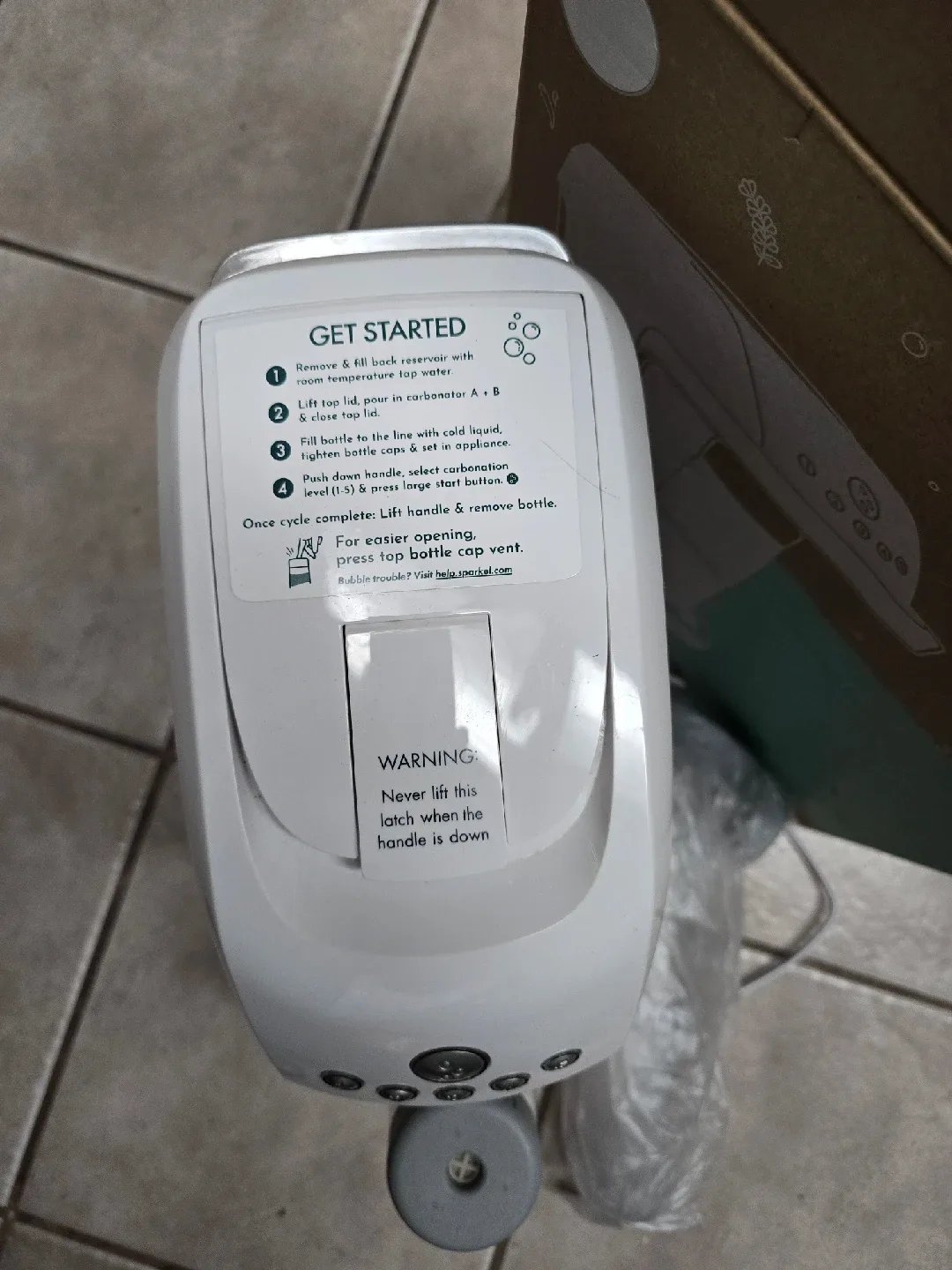 Sparkel Beverage System - Soda Machine used twice image indicator(2)