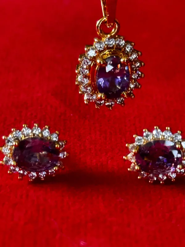 Oval Gemstone Gold Plated Stud Earrings image indicator(10)