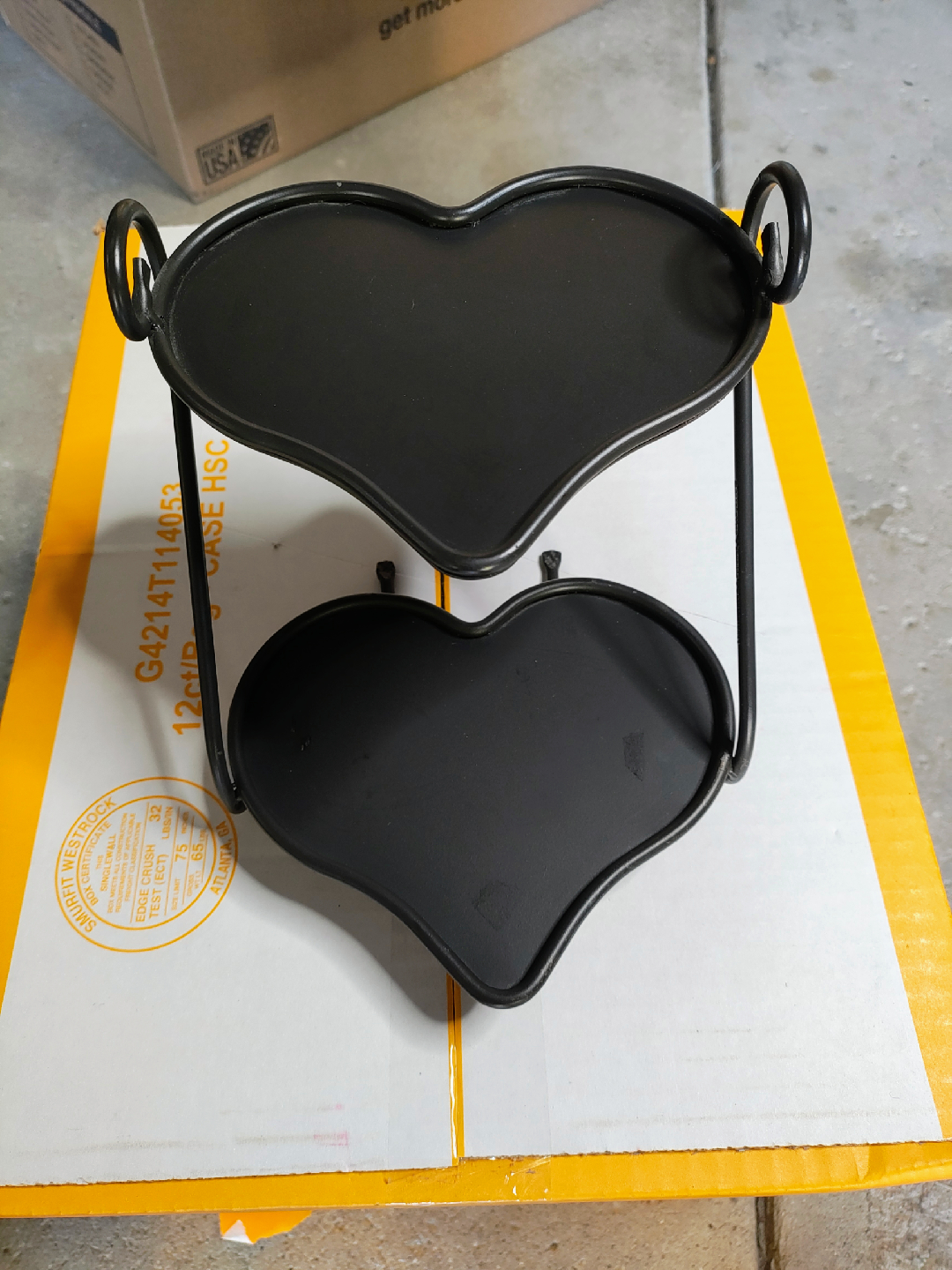 Longaberger Wrought Iron Heart to Heart Basket Stand Sweetheart