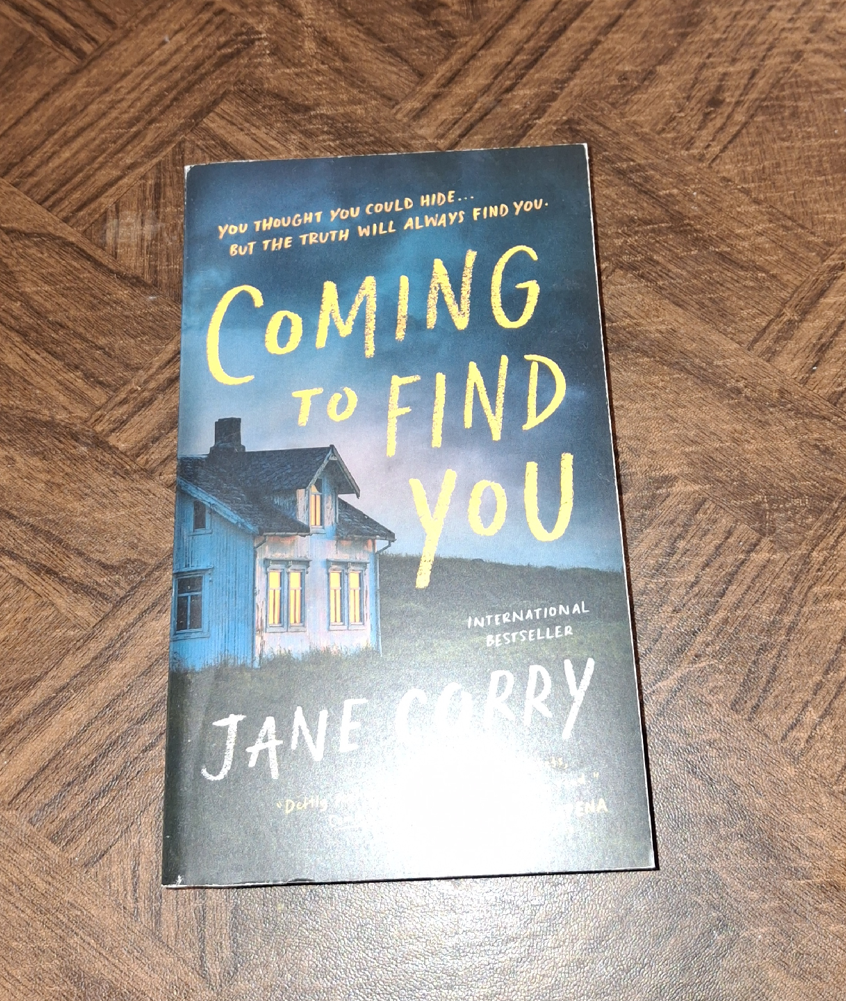 Jane Corry $5 each - photo 2