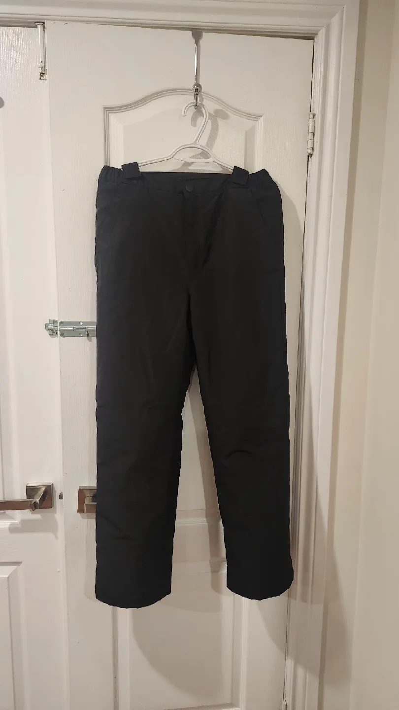 The Children's Place Snow Pants - 10-12 boys image indicator(8)