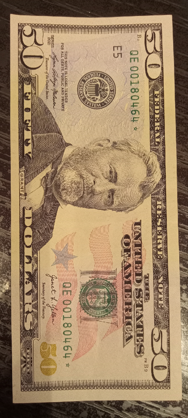 billete de 50 con estrella