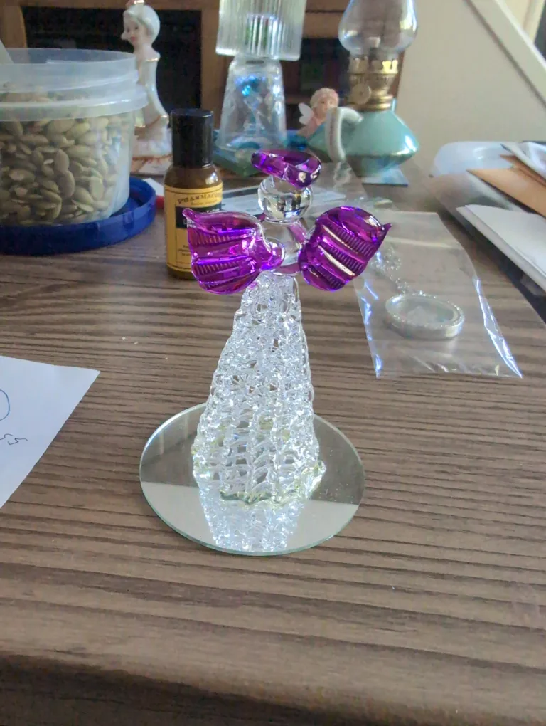 Glass Angel Figurine - Purple Wings image indicator(2)
