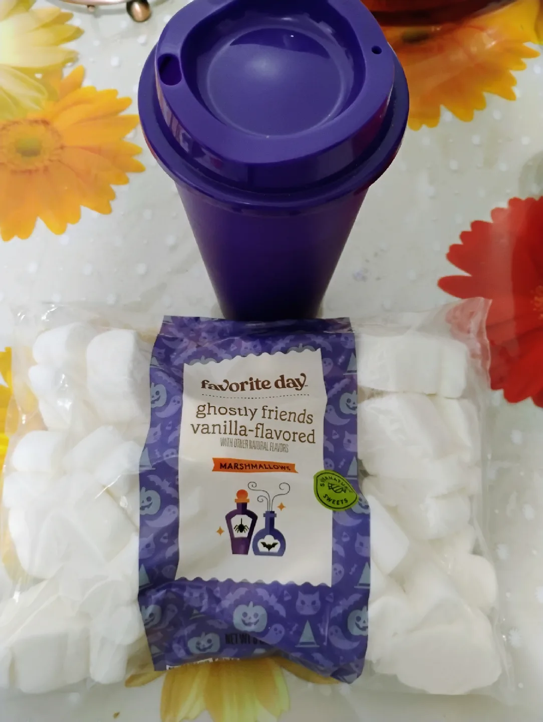 "🥕" Ghostly friends Vanilla Marshmallows bag