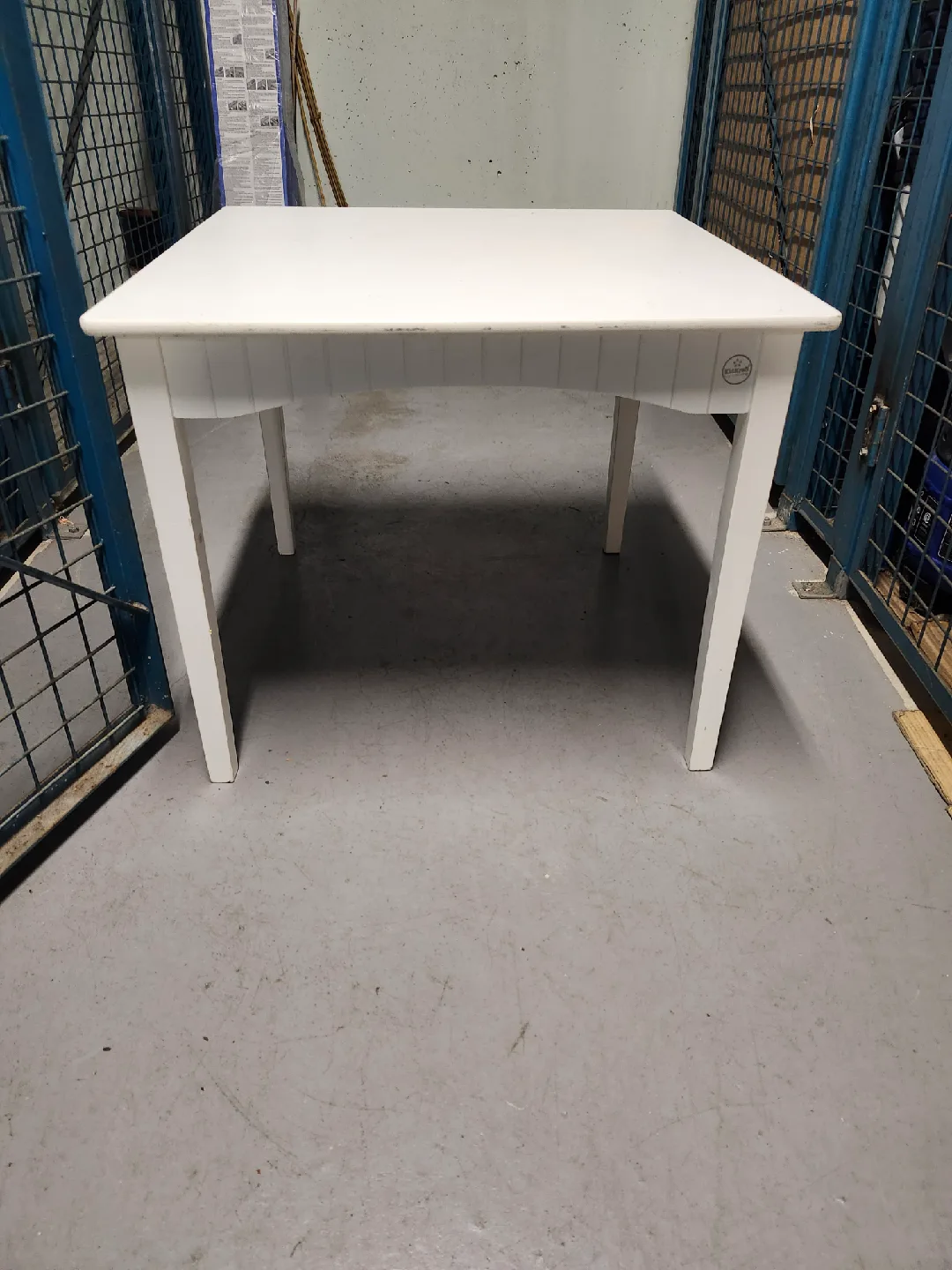 KidKraft White Table image indicator(3)