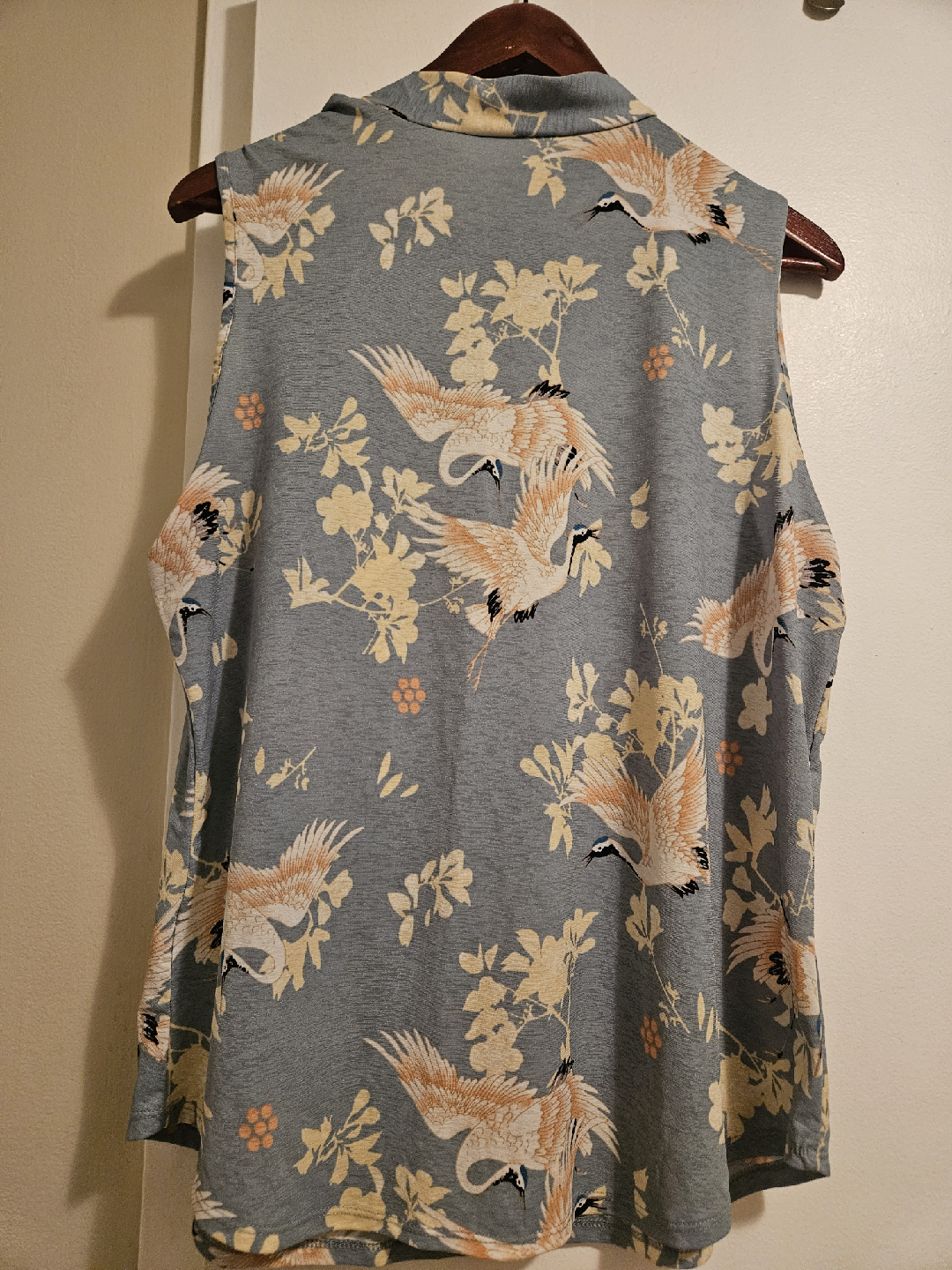 MOVING SALE!- Suzy Shier XL Tank Top - photo 3