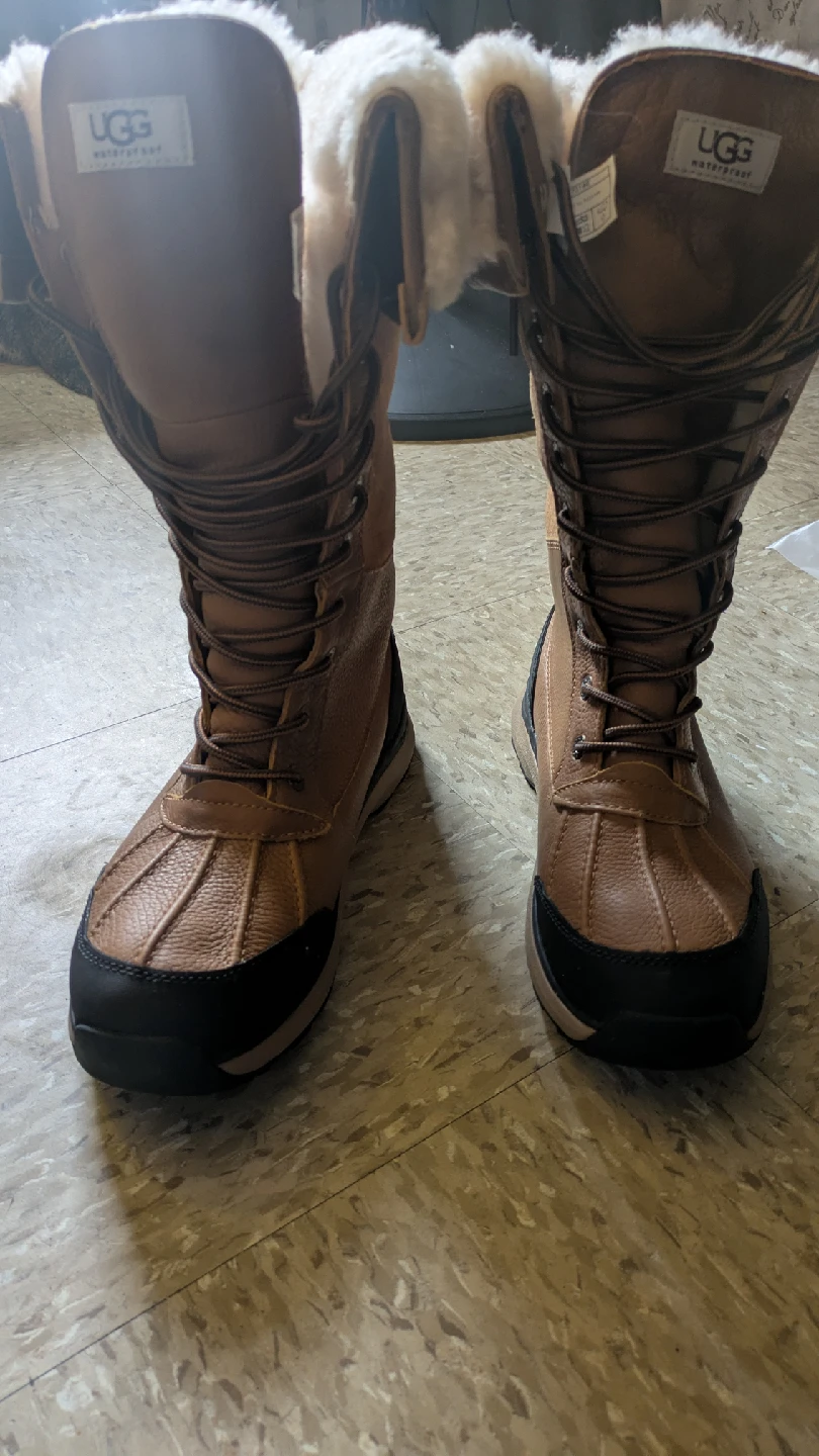 UGG Adirondack III Waterproof Boot - Size 8