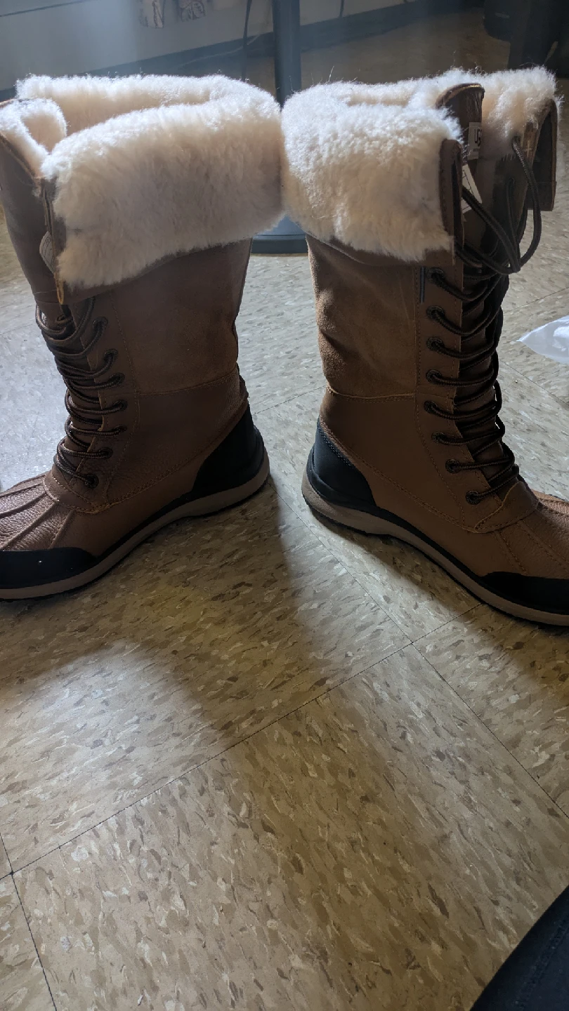 UGG Adirondack III Waterproof Boot - Size 8 - photo 2