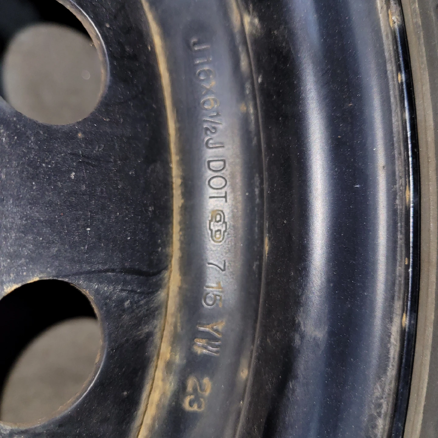 Set of 4 Steel Rims 16x6.5, 5x100 w/ TPMS