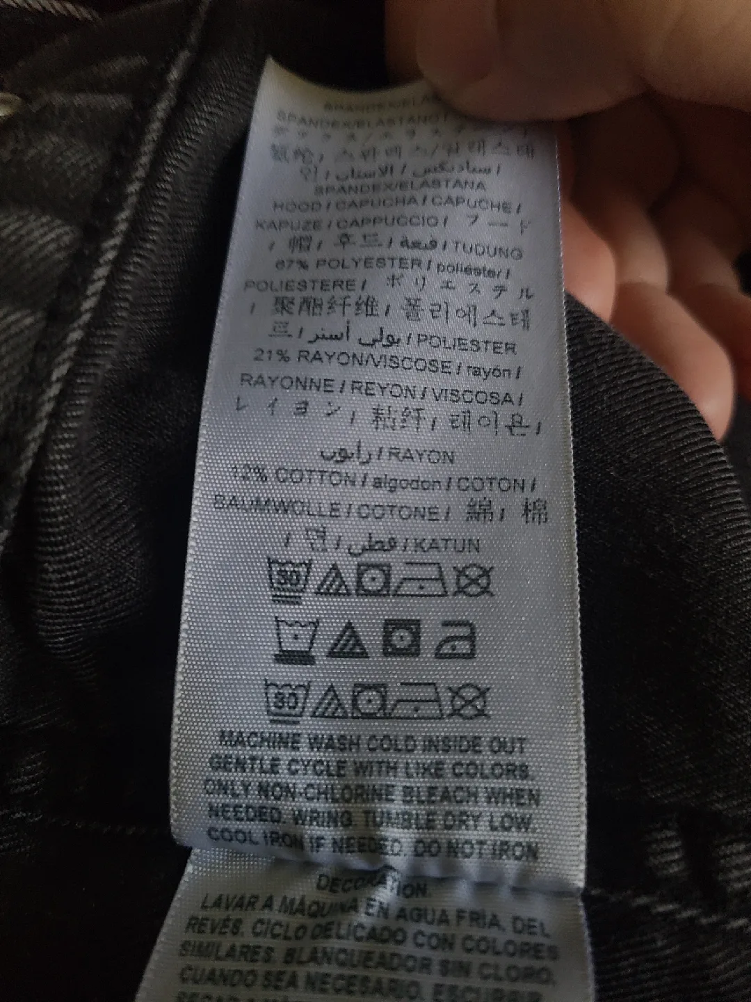 [Large] GUESS Rakim (Black) Denim Jacket w/ Detachable Hood image indicator(6)