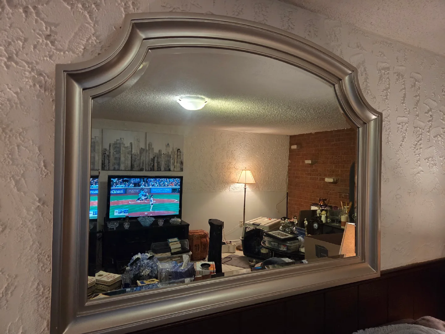 Silver Framed Wall Mirror image indicator(3)