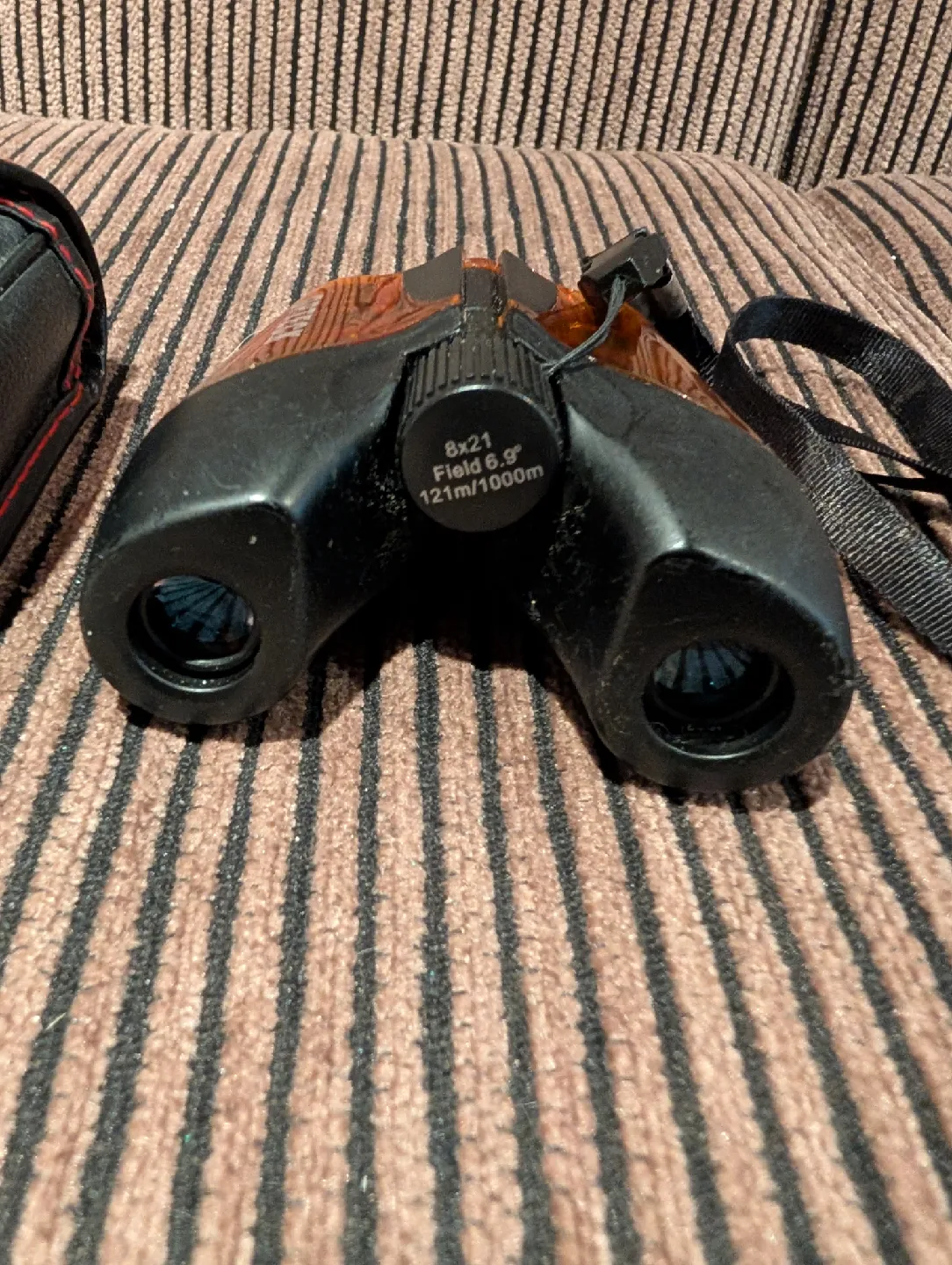 Opteck 8x21 Binoculars with Case image indicator(3)