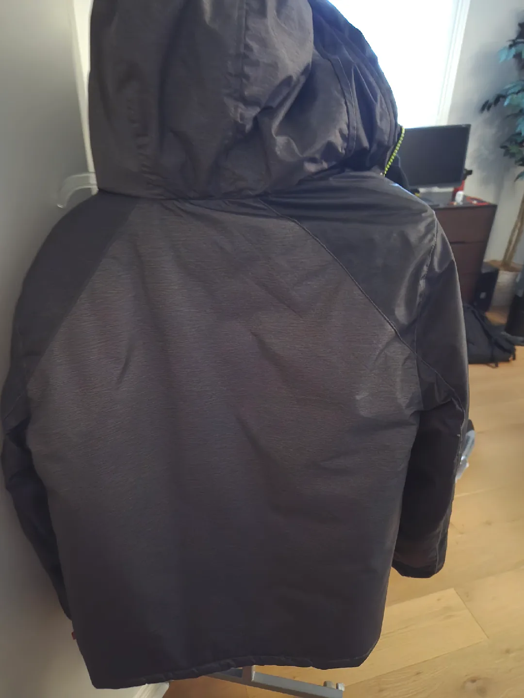 winter Jacket, kids size 12 or adult  Size S image indicator(2)