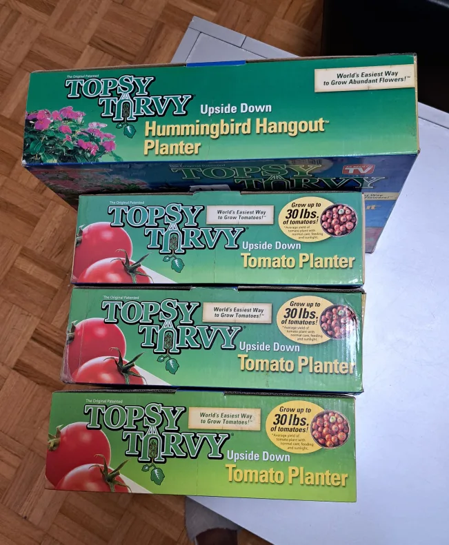 Tomato & Hummingbird Planter thumbnail