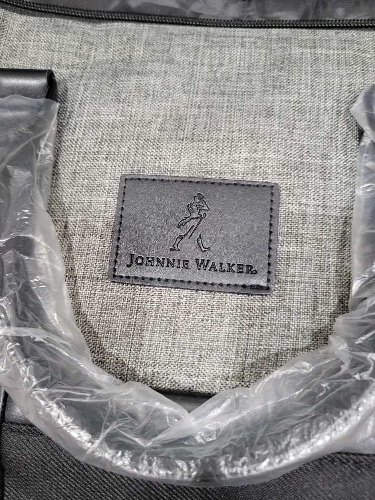 Brand New Johnnie Walker Gray & Black Duffle Bag image indicator(2)