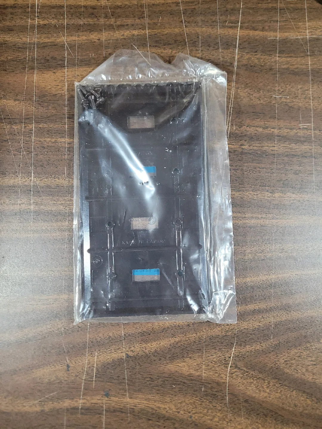 Leviton Brown Wall Plate - New in Package image indicator(2)