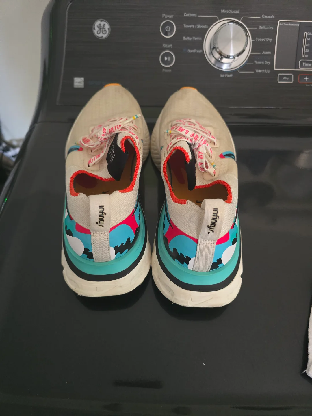 Nike React Infinity Run Flyknit 3 image indicator(2)