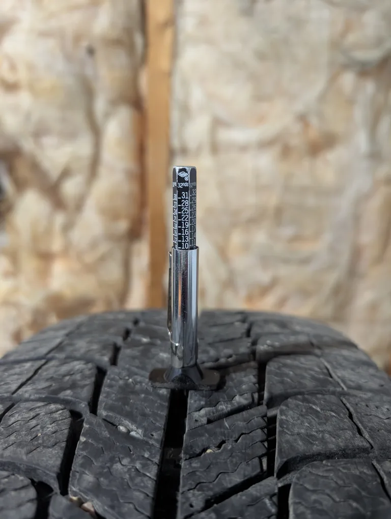 (4)-225/60R18 Winter Tires On Rims Off 2019 Buick Envision 5x120 image indicator(3)