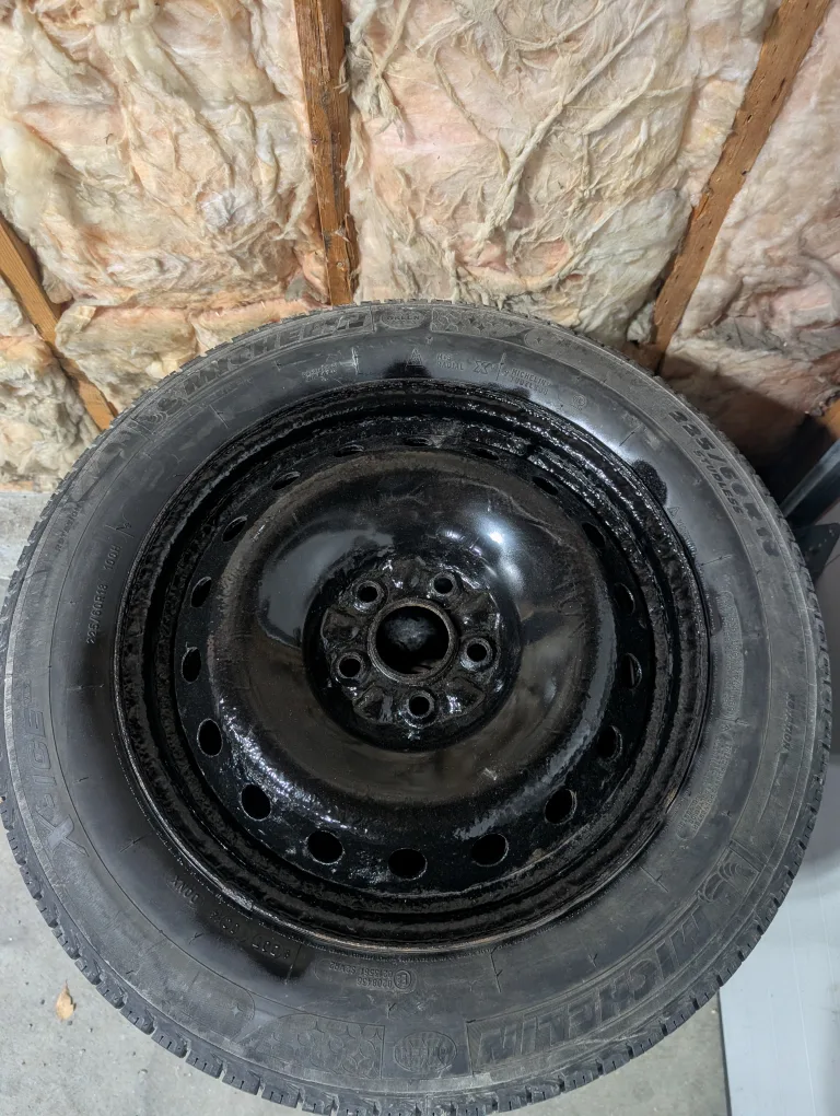 (4)-225/60R18 Winter Tires On Rims Off 2019 Buick Envision 5x120 image indicator(8)