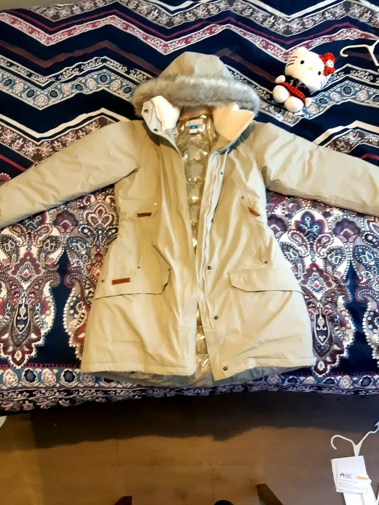 Columbia Winter Coat with Fur Hood image indicator(4)