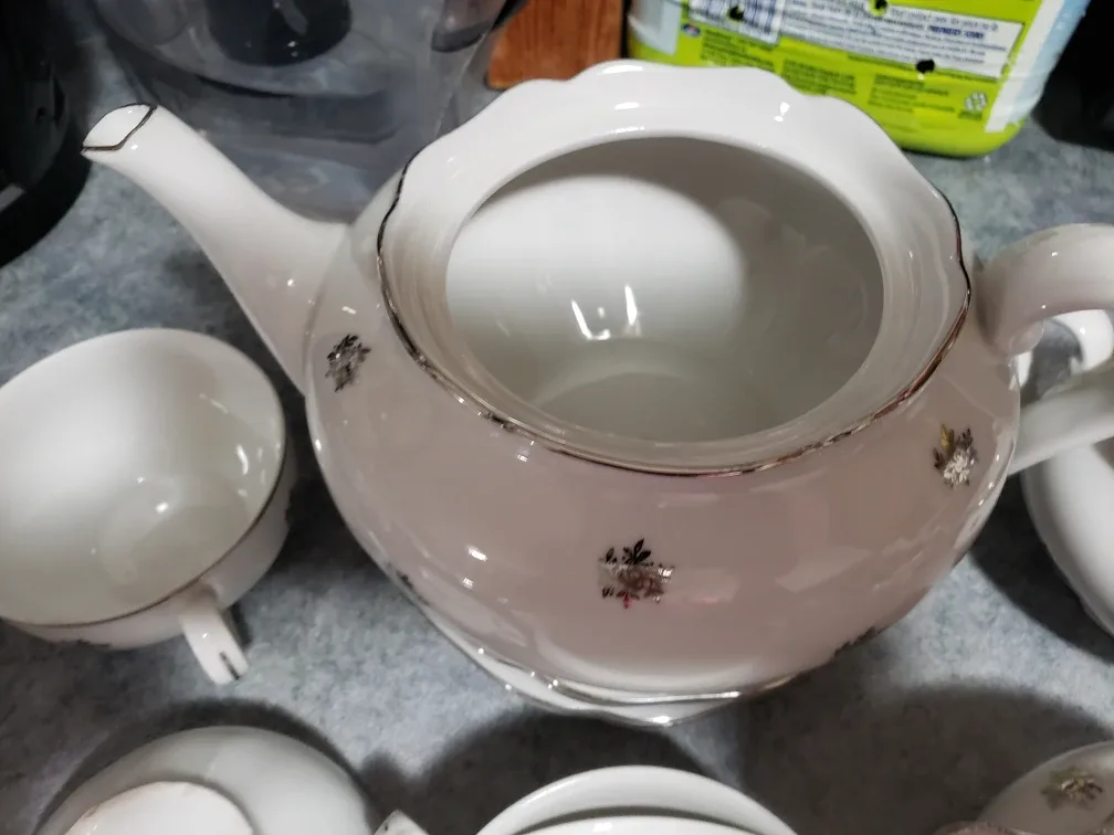 Vintage MCM 38 fine porcelain Tea Set  Silver Maple Leaf image indicator(3)