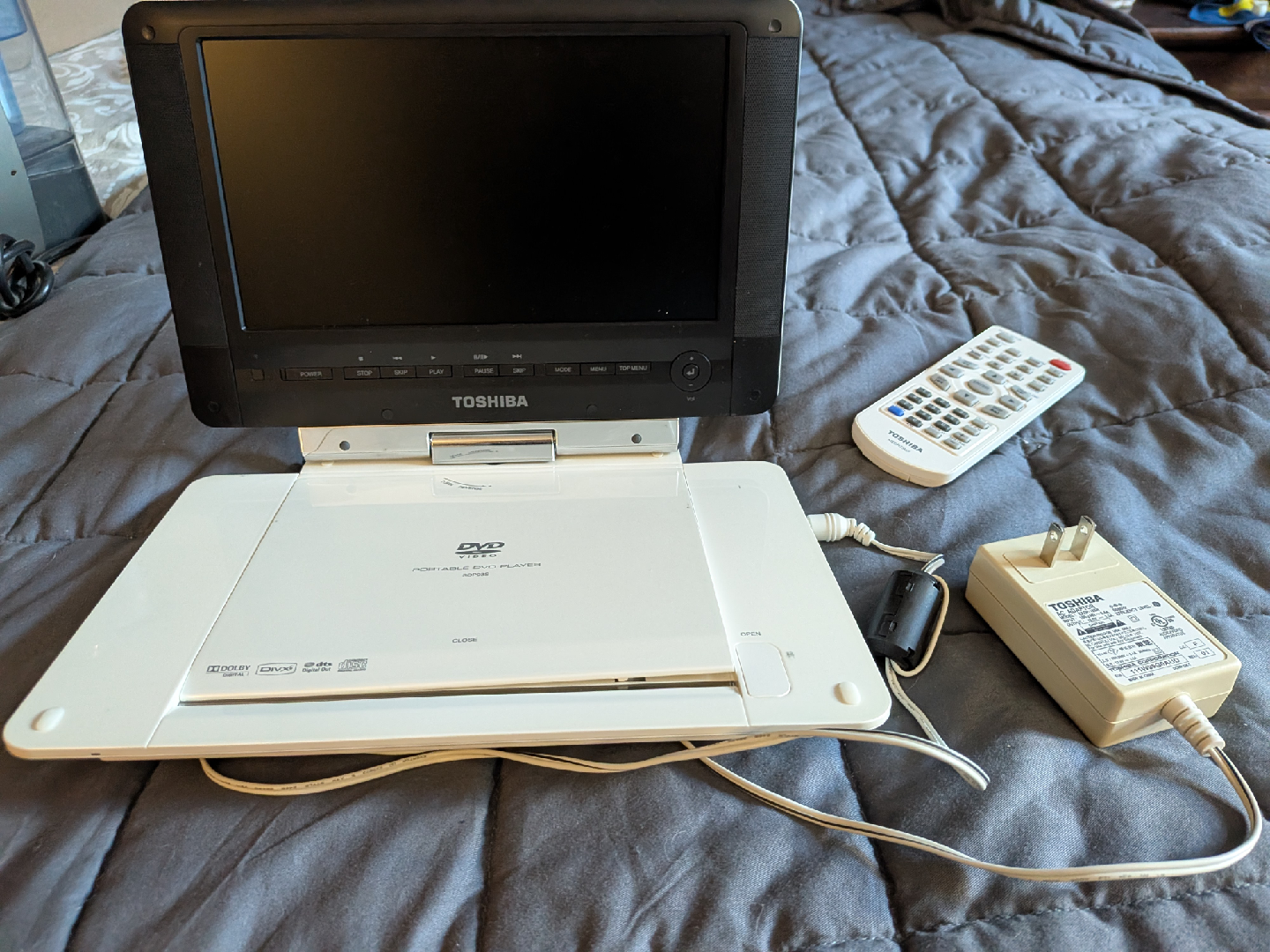 Pending Toshiba Portable DVD Player