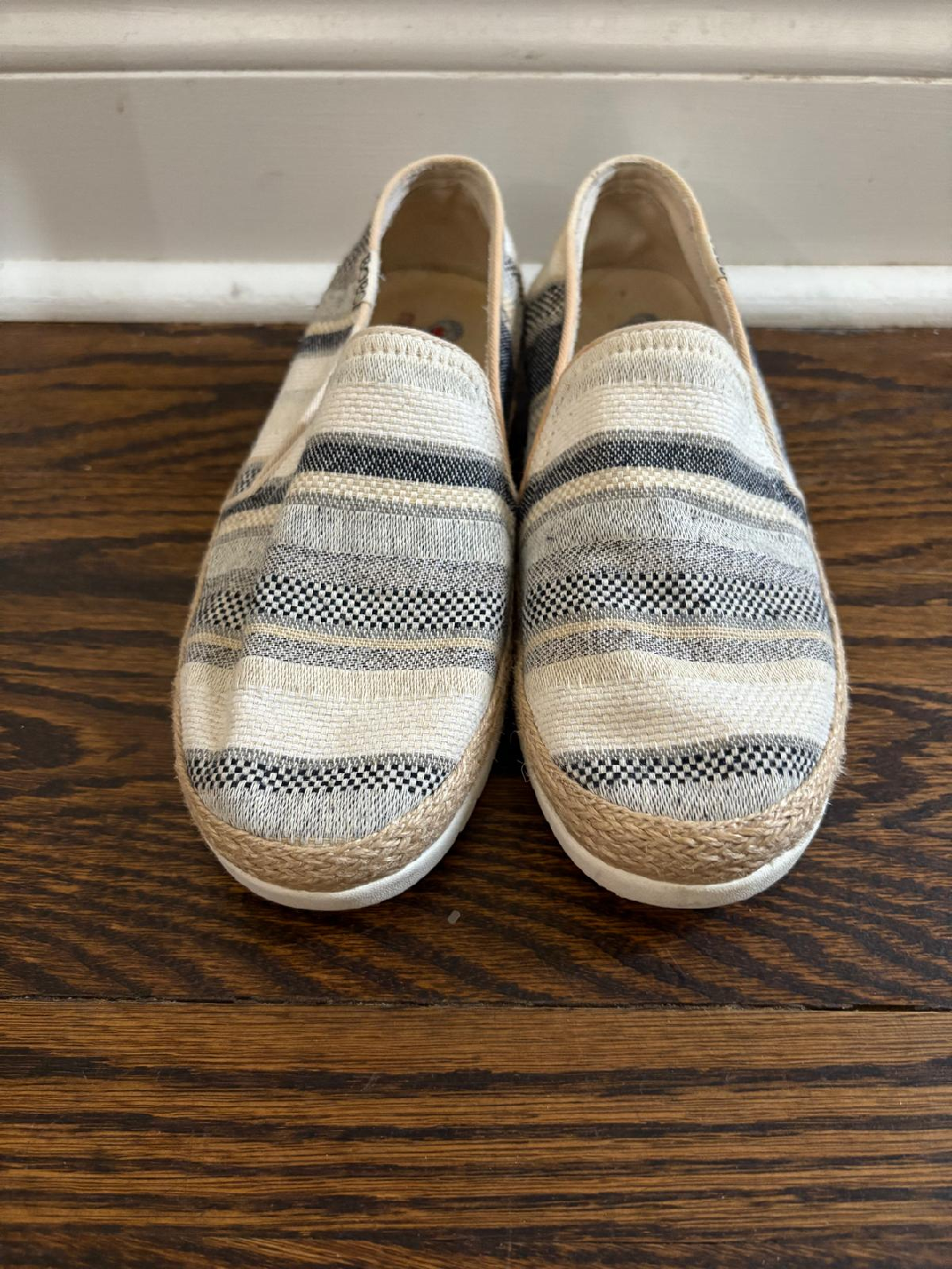 BOBS from Skechers Slip-On Shoes - Size 7