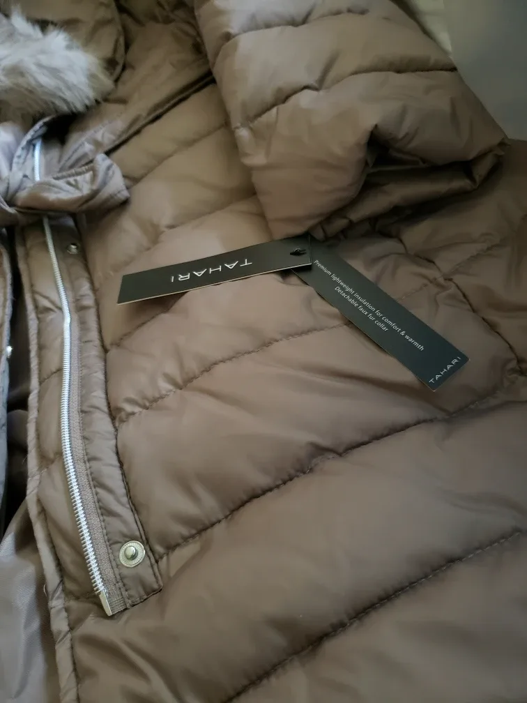 🧡NWT Tahari Puffer Jacket with Faux Fur Hood, 🧡 image indicator(3)