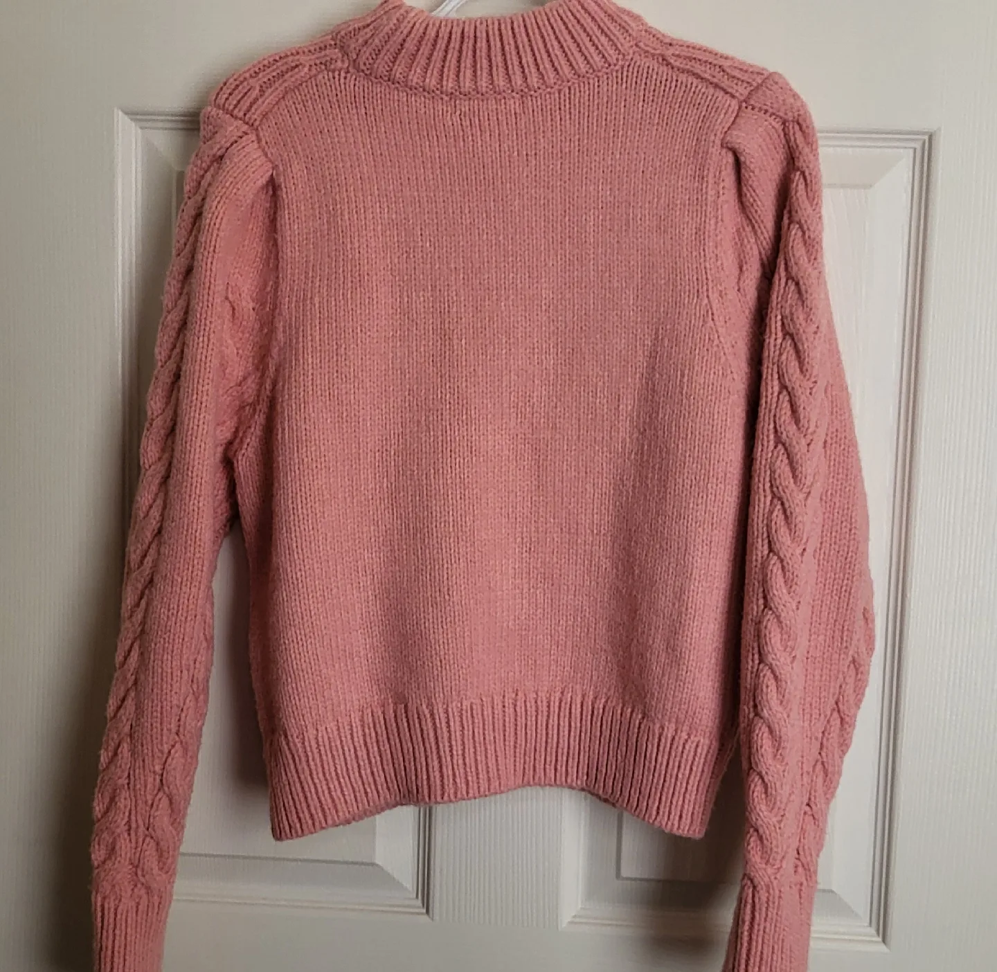 H&M Pink Cable Knit Sweater - Size M image indicator(4)