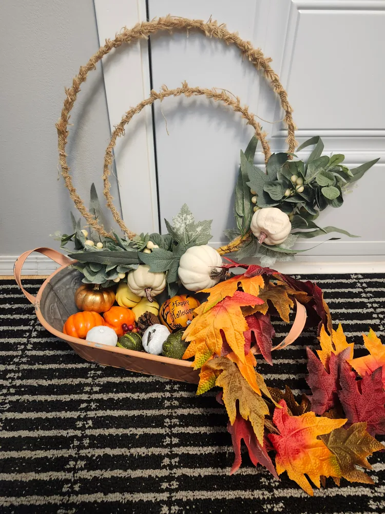 Fall Harvest Decor Set image indicator(3)