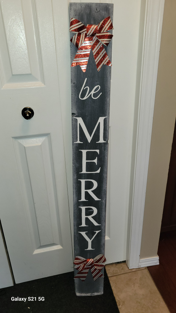 Handmade 'Be Merry' Wooden Sign