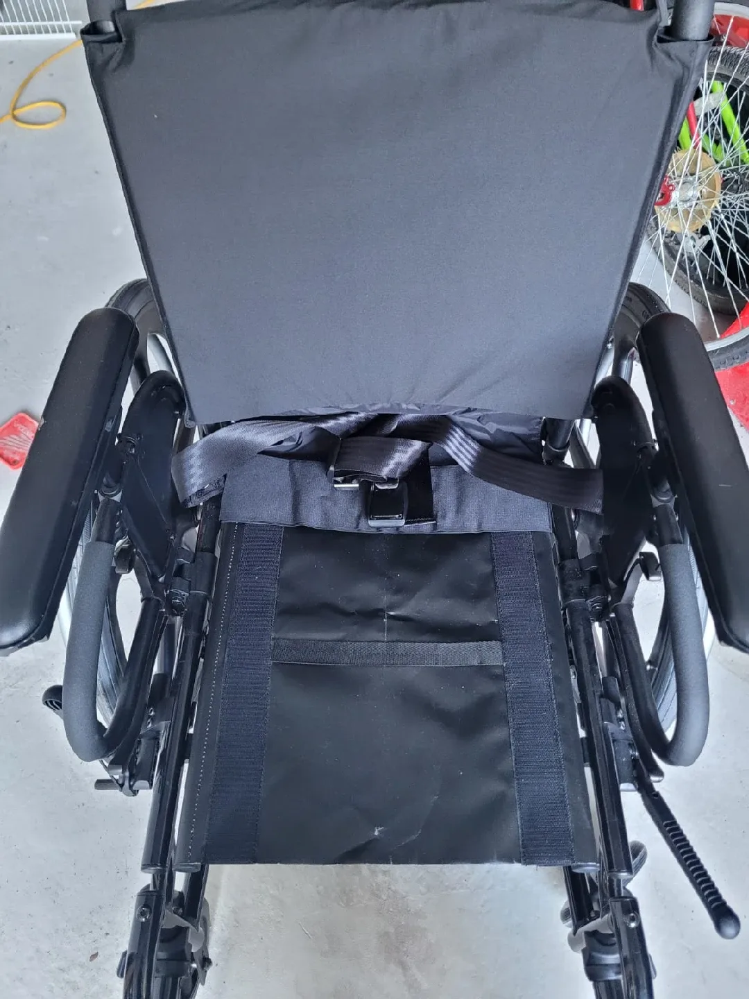 Jay Ion Wheelchair - Black image indicator(3)