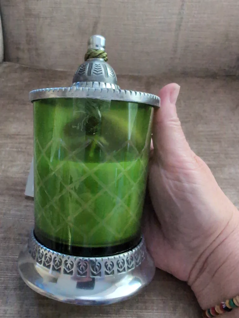 GlucksteinHome Green Decorative Candle🧡 image indicator(4)