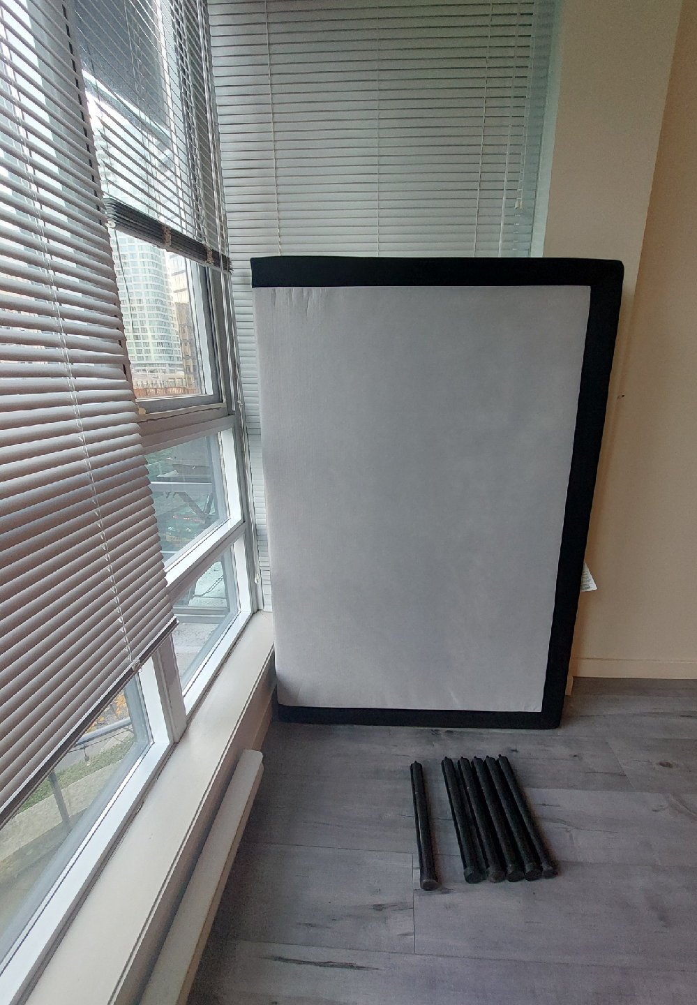 Queen Foldable Bed Frame - adjustable height - photo 4