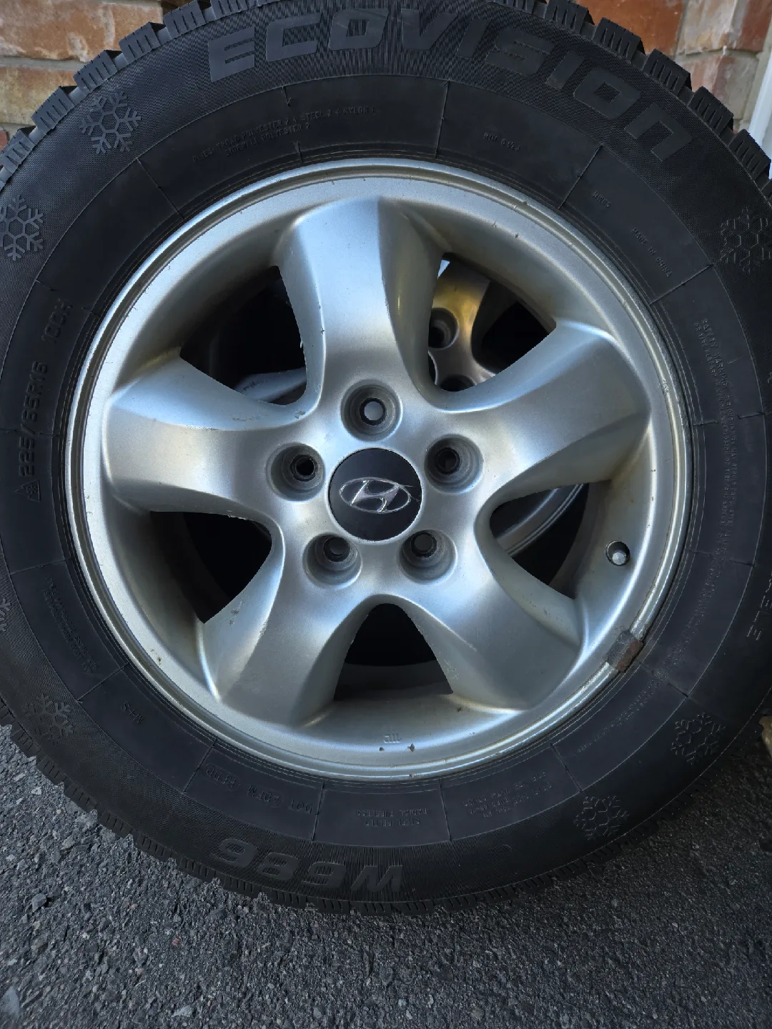 Ecovision W686 Winter Tires 225/65R16 image indicator(7)