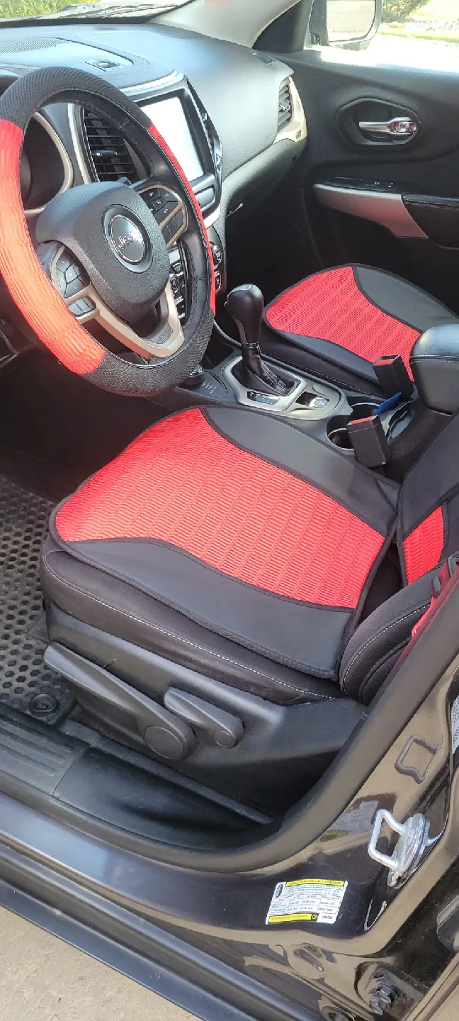 2018 Jeep Cherokee North image indicator(6)