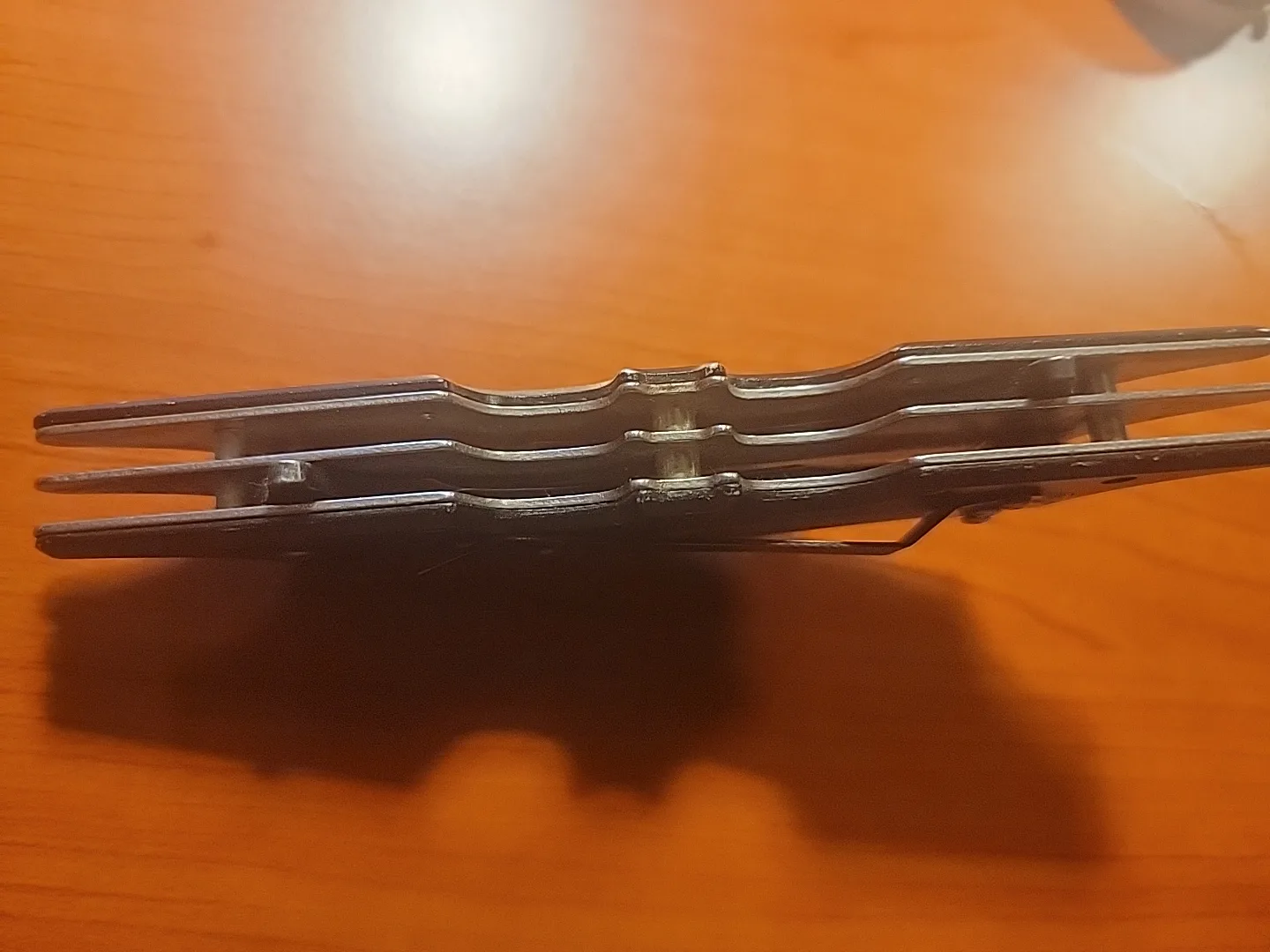 Batman Batarang Folding Knife image indicator(2)