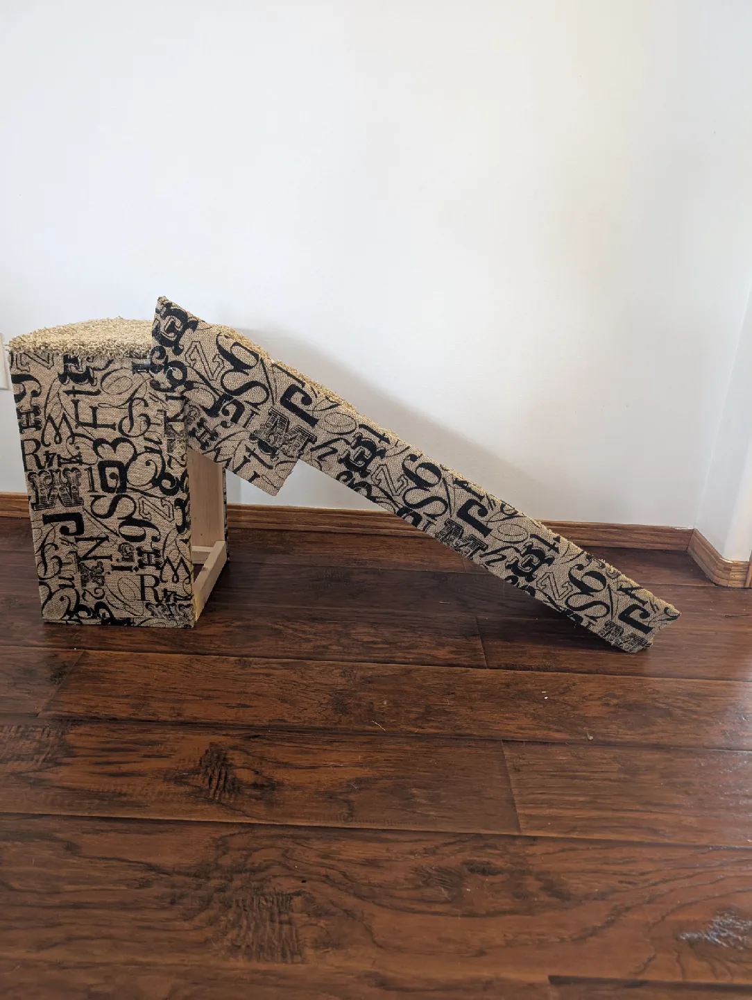 Carpeted Pet Stairs/Ramp image indicator(3)