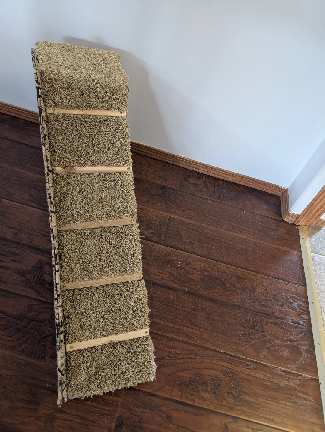 Carpeted Pet Stairs/Ramp image indicator(4)