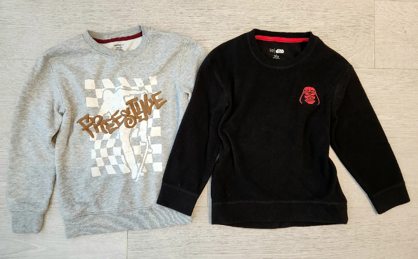 Boys 6-8 Sweater Lot image indicator(9)