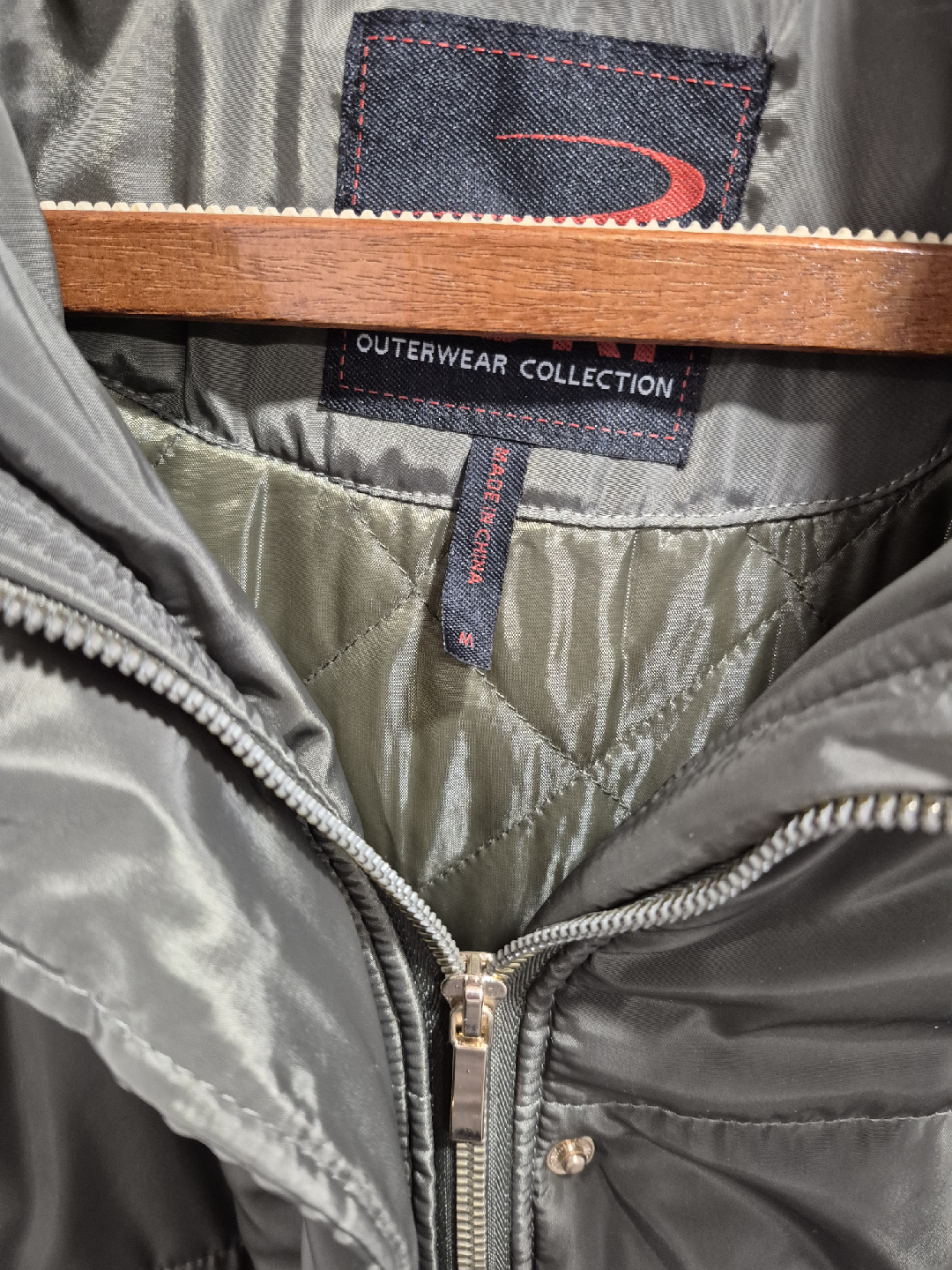 New Ladies Outerwear Collection Green Puffer Jacket - Size M - photo 3