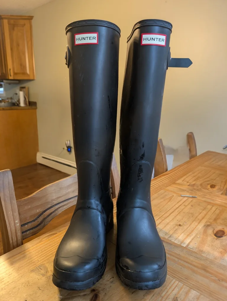 Hunter Rain Boots, Matte Black, Size 8 thumbnail