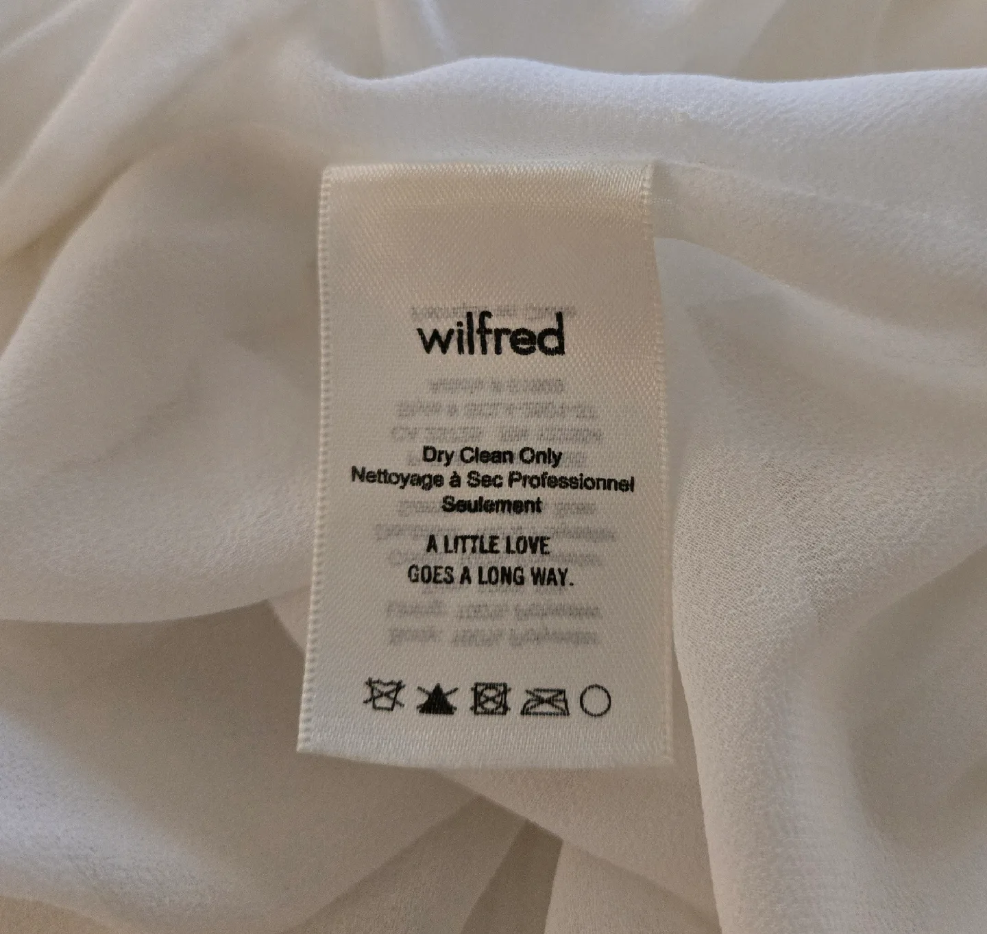 Aritzia Wilfred Flowy Blouse Small image indicator(5)