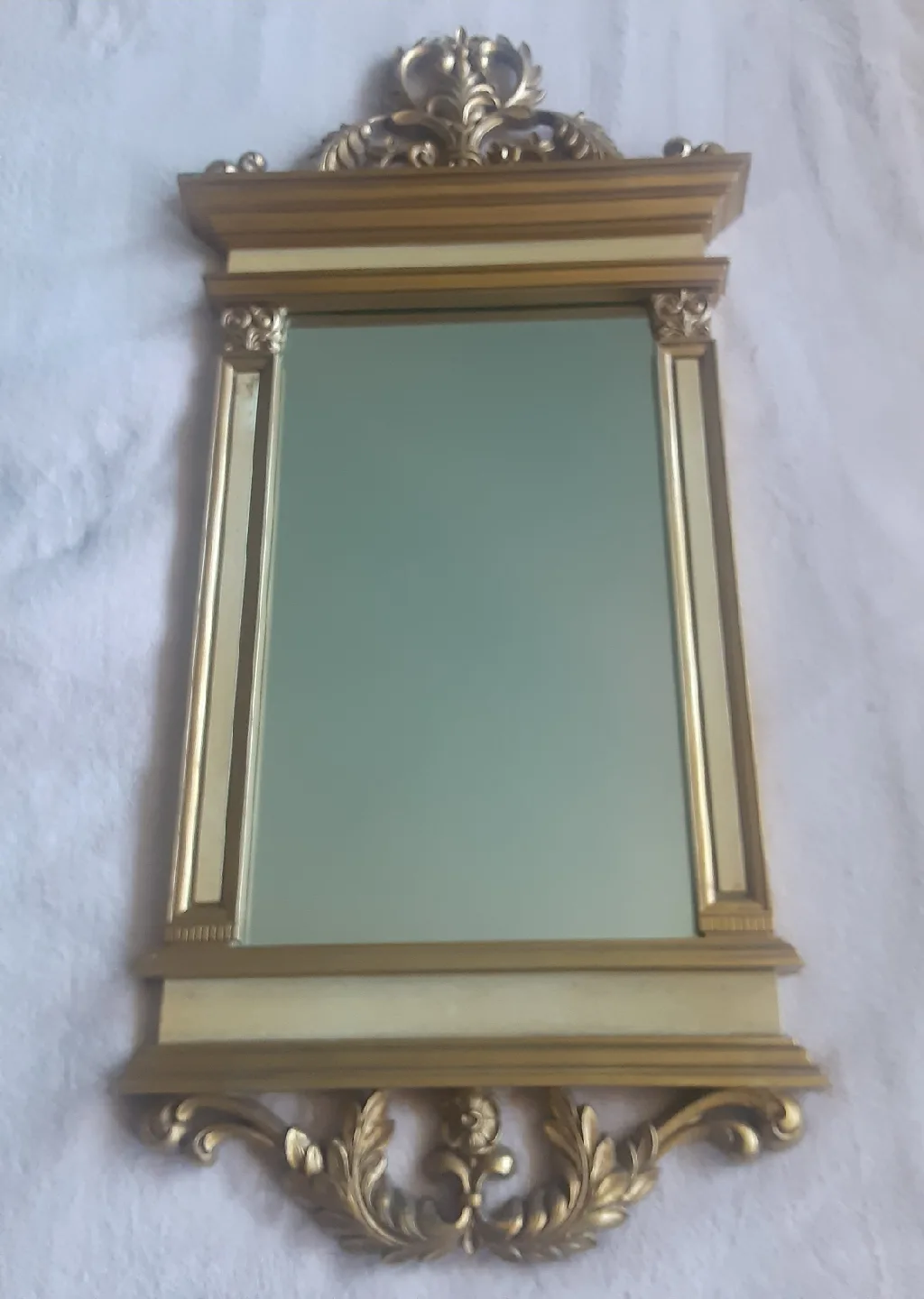 Ornate Gold Decorative Vintage Style Wall Mirror image indicator(4)