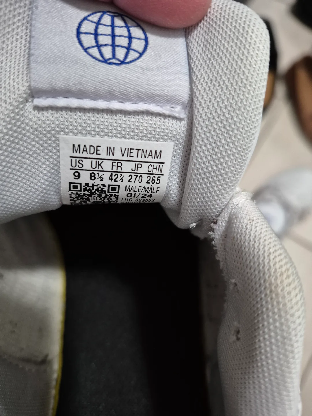 Adidas Court Team Bounce Shoes - US 9 image indicator(4)