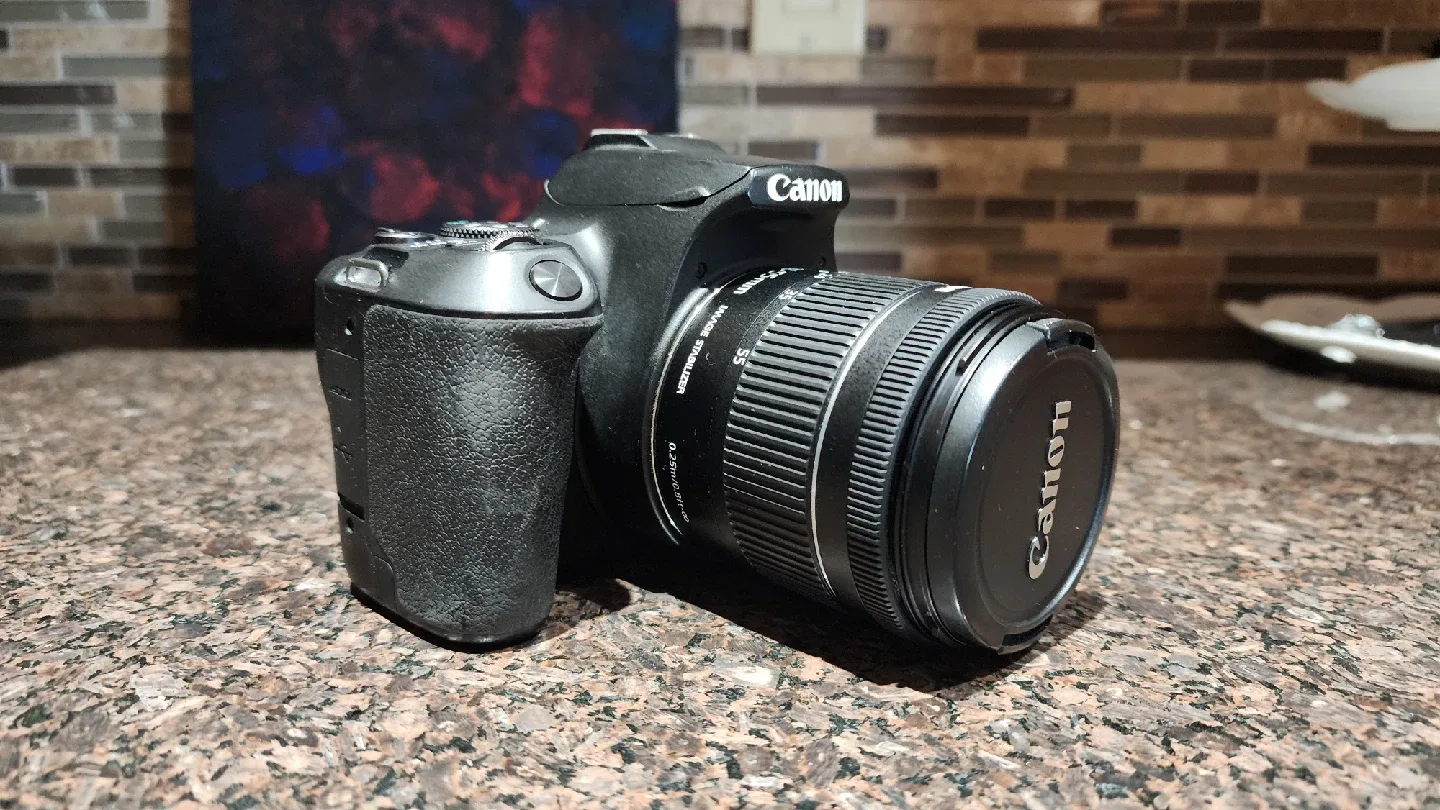 Canon EOS Rebel SL3 Camera with Accessories image indicator(2)