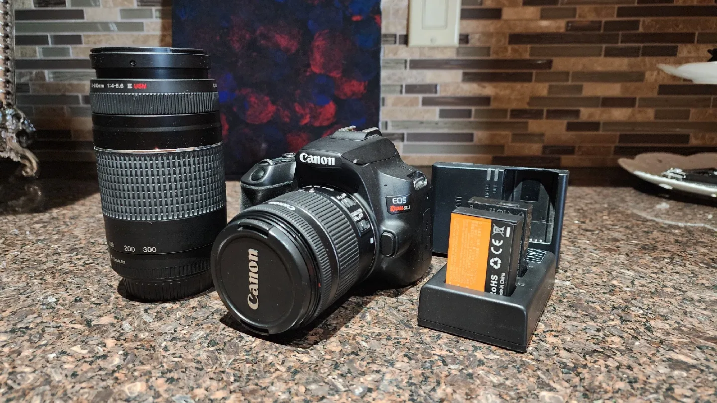 Canon EOS Rebel SL3 Camera with Accessories image indicator(5)