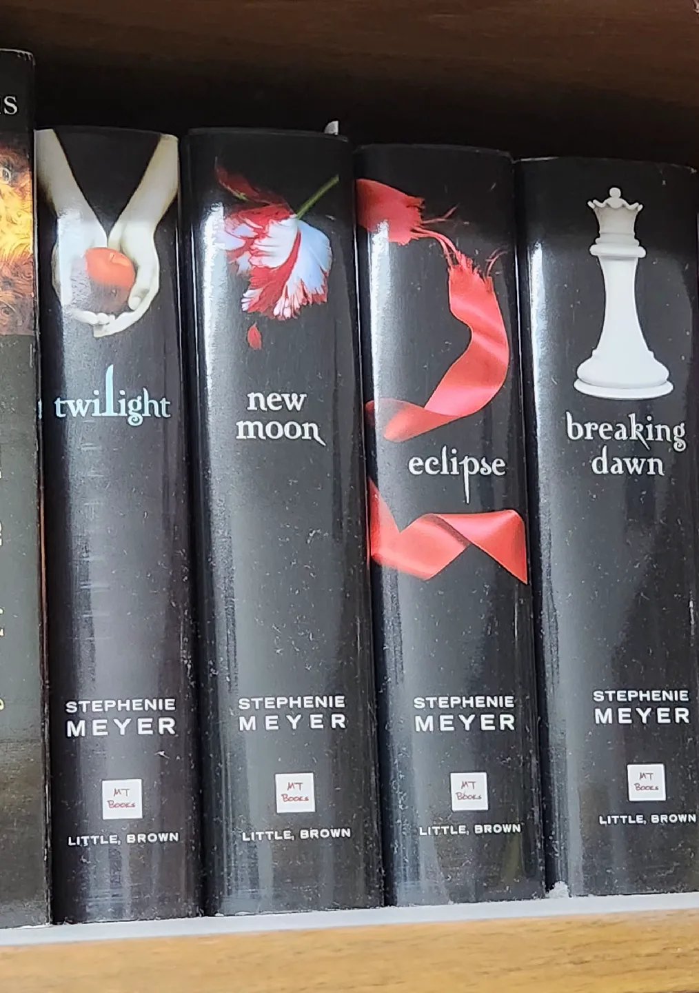Twilight Saga Book Set by Stephenie Meyer thumbnail