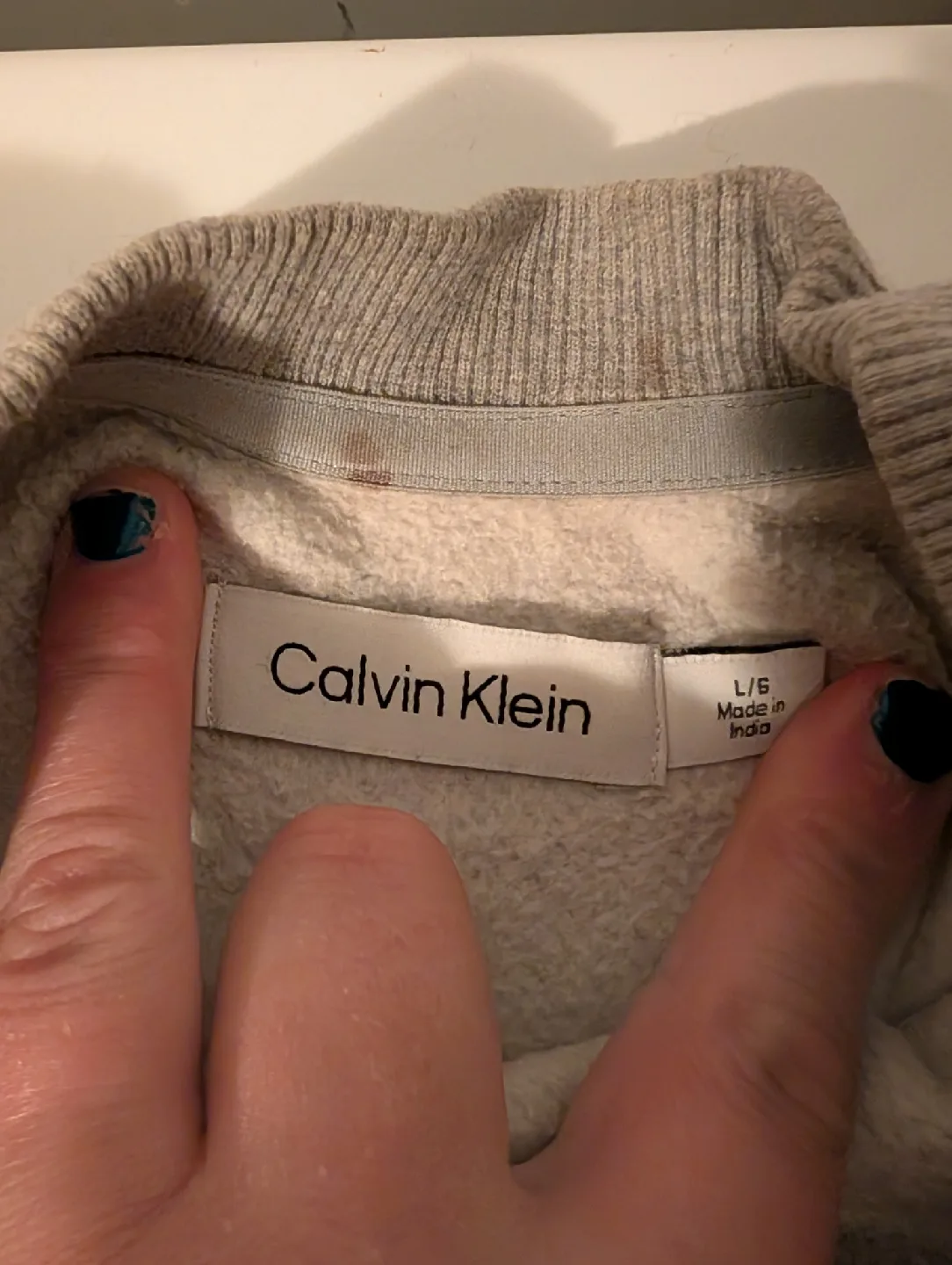 Calvin Klein Sweater image indicator(3)