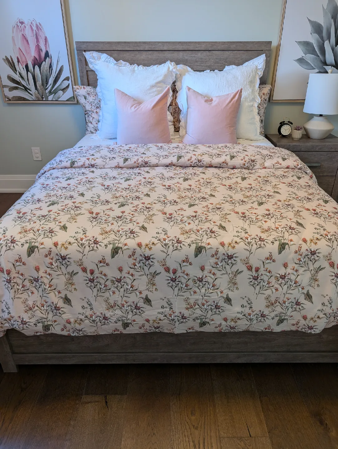 Queen bedframe with night stand image indicator(3)